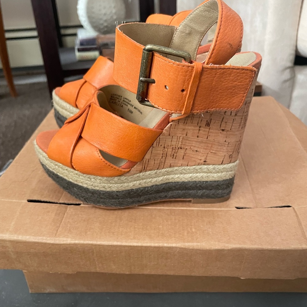 5.5 multicolored wedge